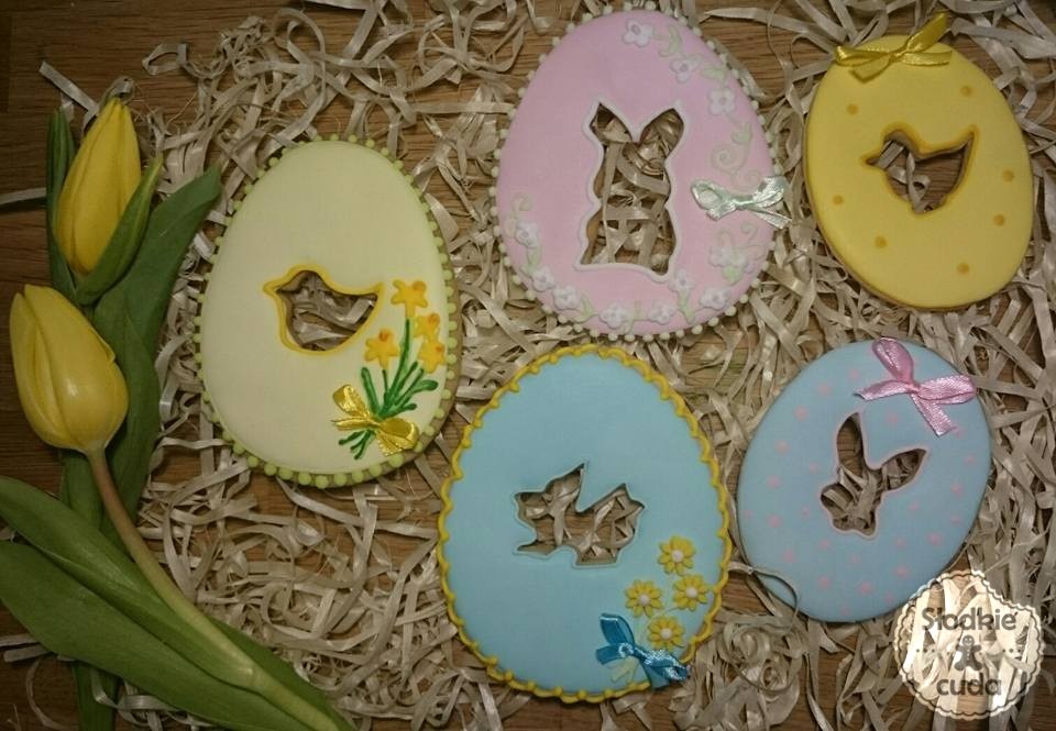 Wielkanoc - ozdobne ciasteczka wielkanocne jako ozdoba do koszyczka lub na stół
